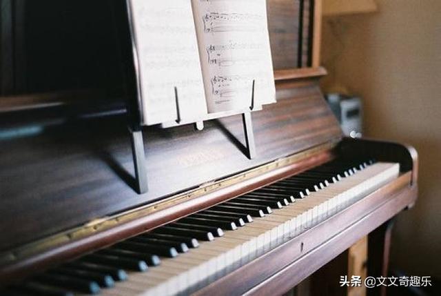 儿童钢琴曲欣赏100首（儿童钢琴演奏曲100首）